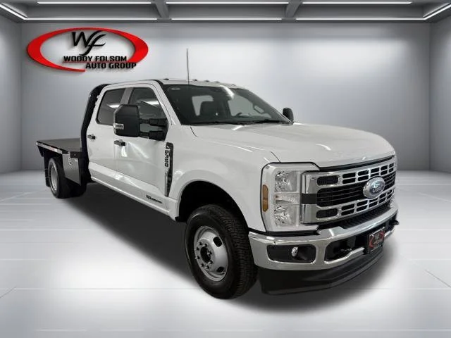 New 2026 Oxford White Ford F-350® XL image 18