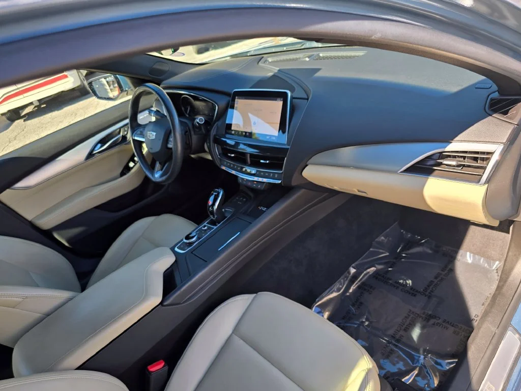 Used 2023 Black Cadillac Luxury image 30