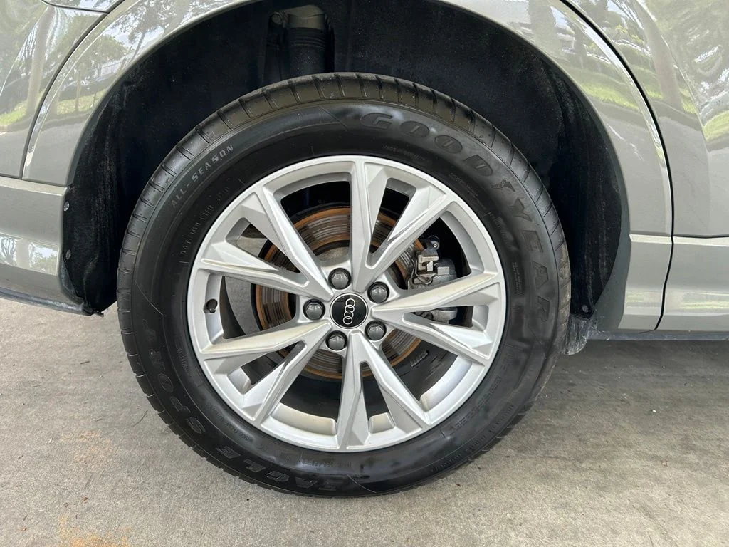 Used 2025 Gray Audi Premium image 21