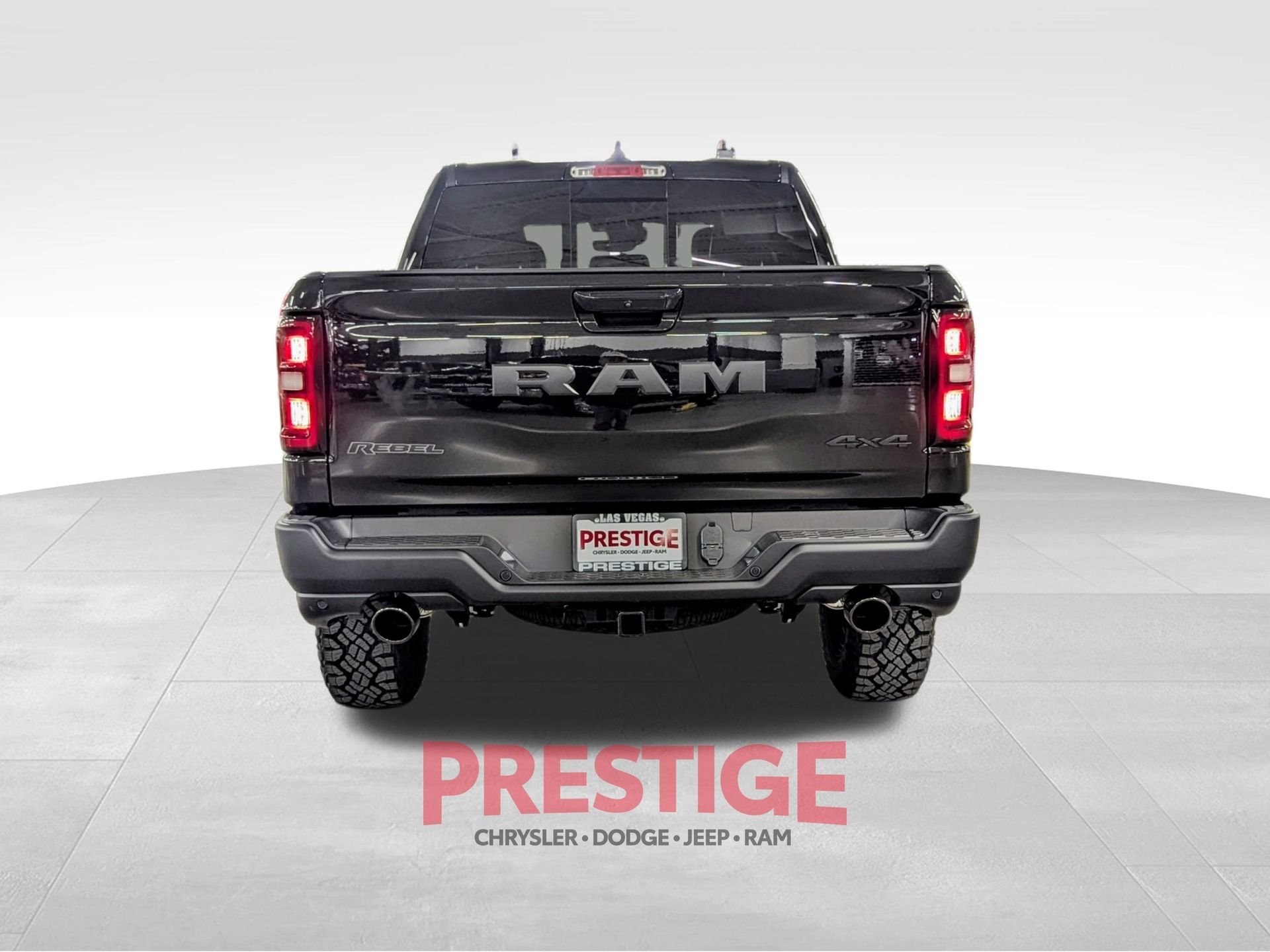New 2026 Diamond Black Crystal Pearl-Coat Exterior Paint RAM Rebel image 6