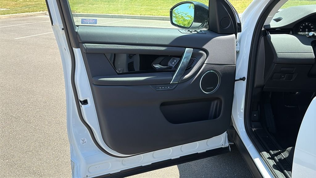 Certified Used 2025 White Land Rover S image 8