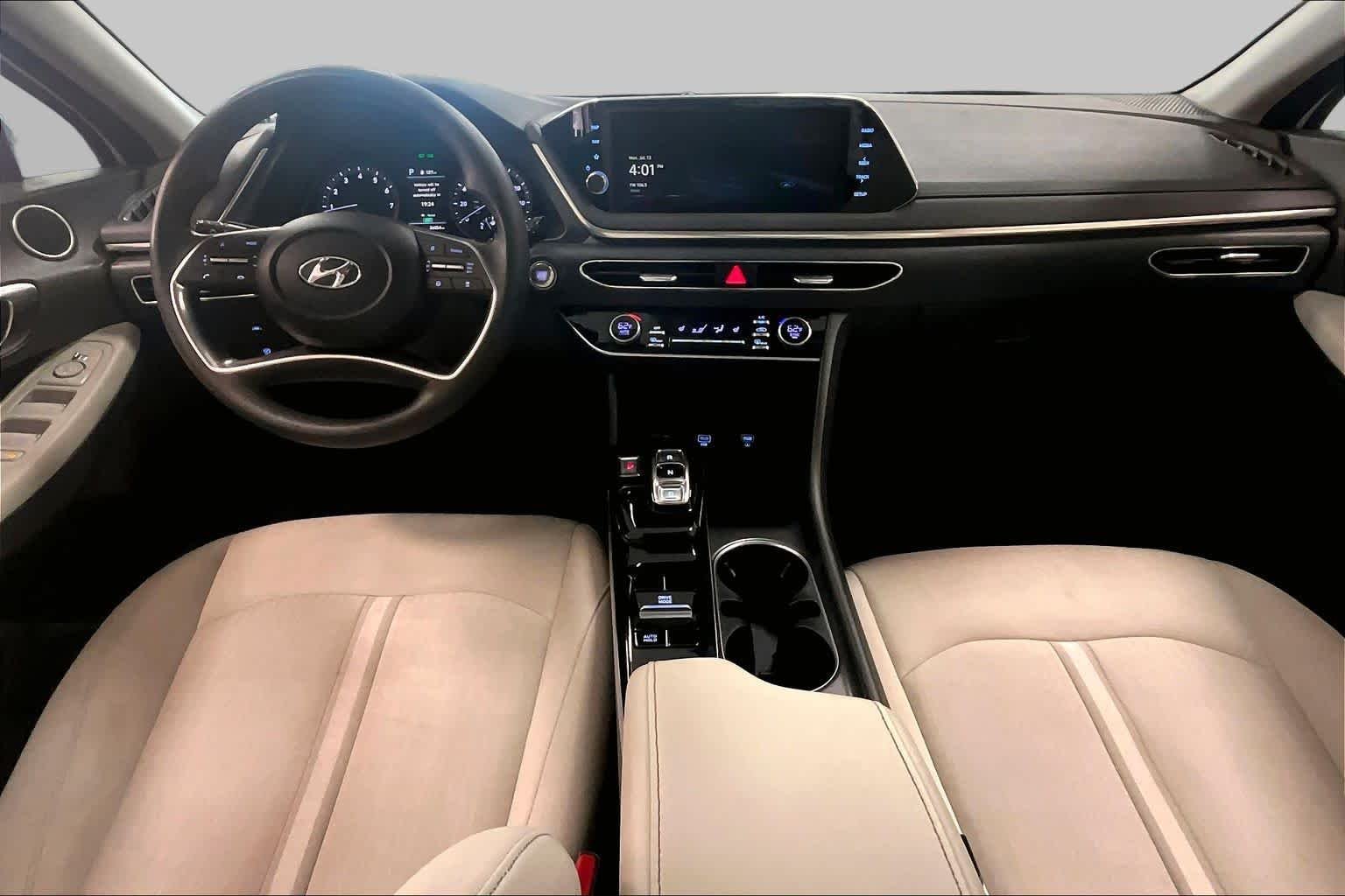 Used 2023 Serenity White Hyundai SEL image 16