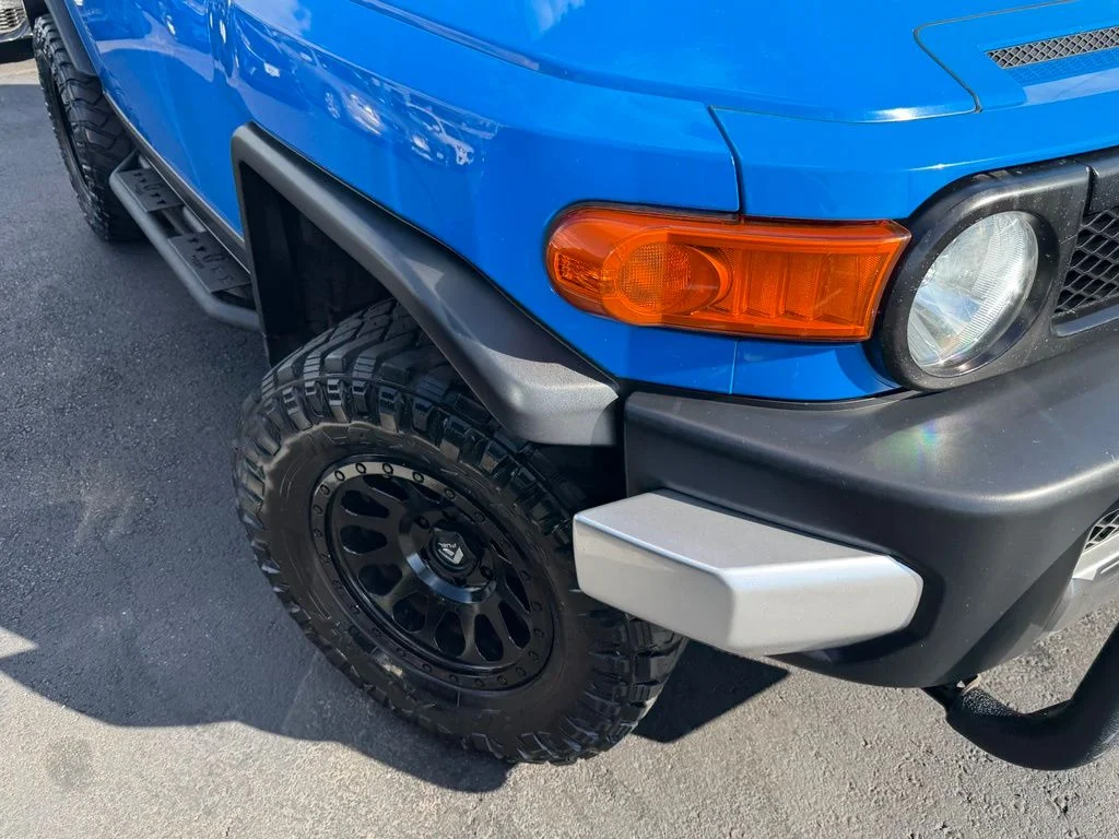 Used 2007 Toyota FJ Cruiser Base with VIN JTEBU11F170045279 for sale in Kirkland, WA