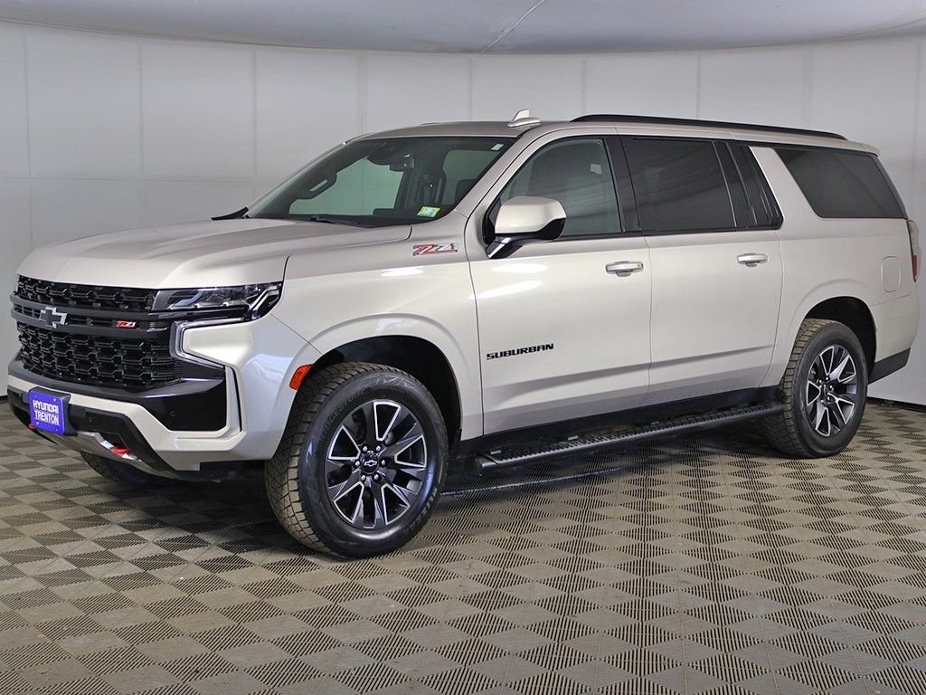 2023 Chevrolet Suburban Z71 - Photo 10