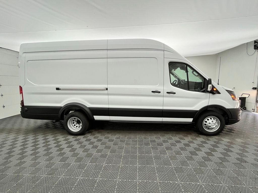 New 2026 White Ford Base image 7