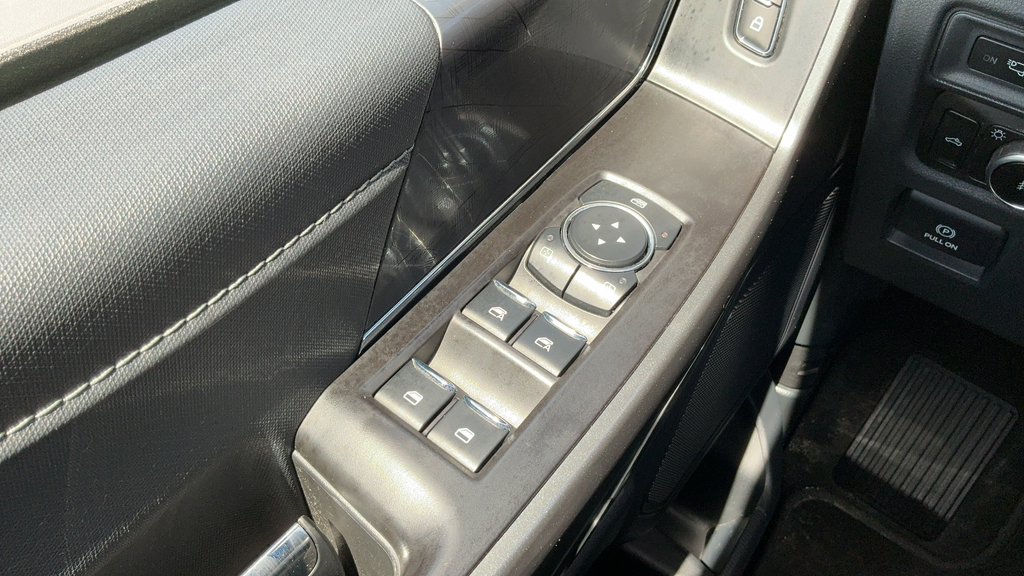 Certified Used 2023 Gray Ford XLT image 14