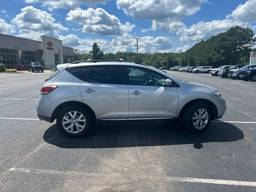 Used 2014 Silver Nissan SL image 2