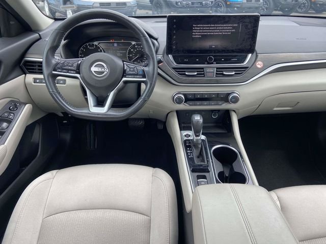 Used 2024 Black Nissan 2.5 SV image 9