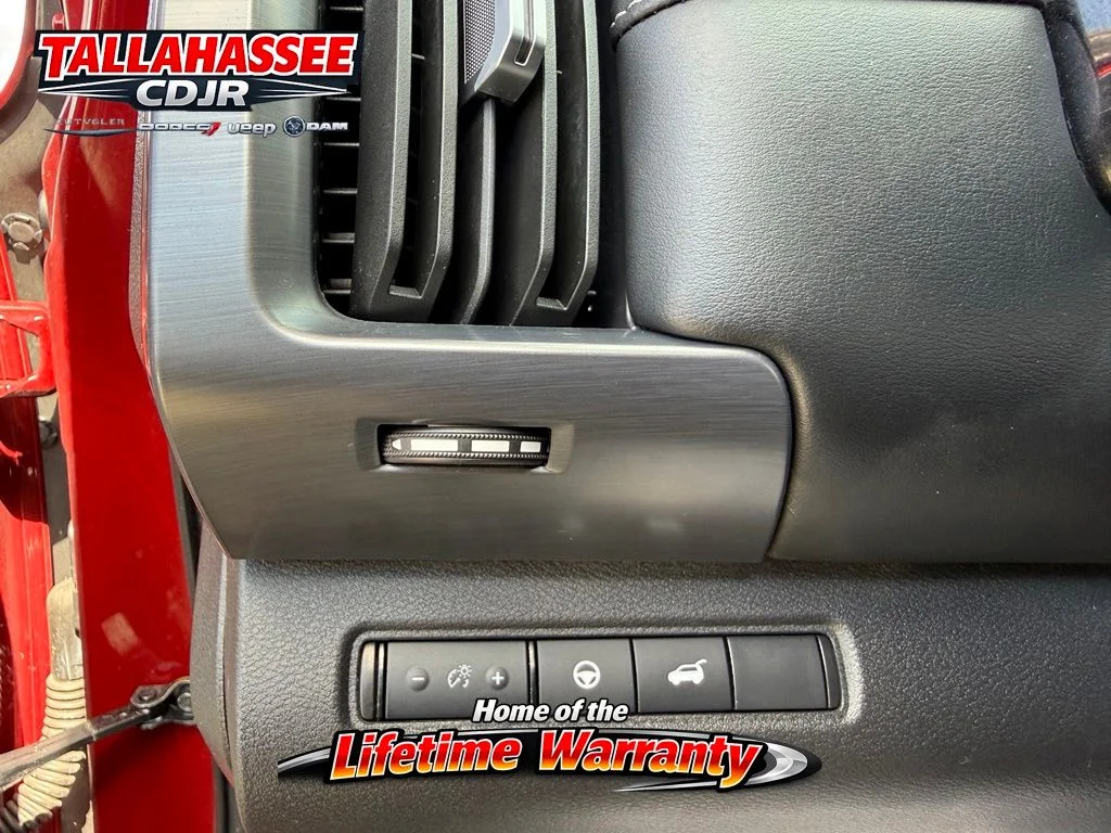 Used 2023 Scarlet Nissan SL image 35