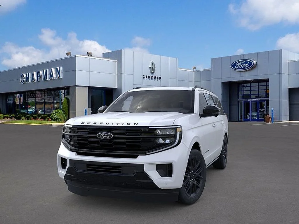 New 2026 White Ford Platinum image 2