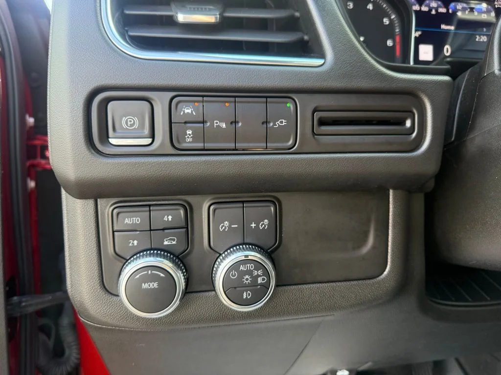 Used 2021 Red GMC SLT image 19