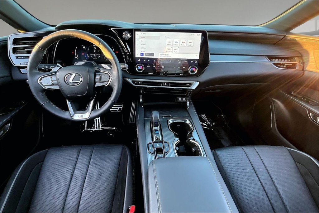 Used 2023 Ultra White Lexus 500h F SPORT Performance image 7