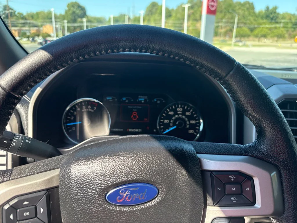 Used 2016 Silver Ford XL image 12