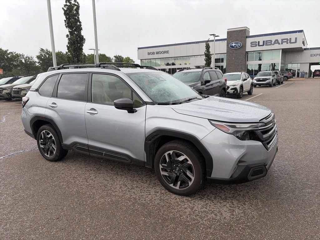 2025 Subaru Forester Limited's photo