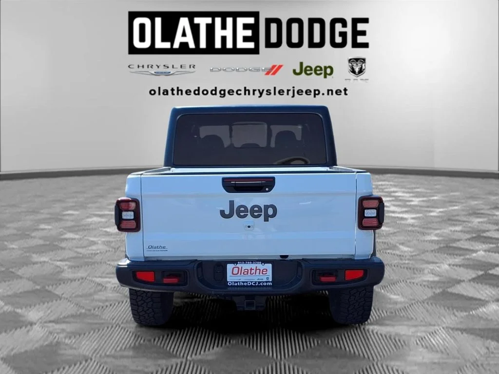 Used 2026 White Jeep Rubicon image 26