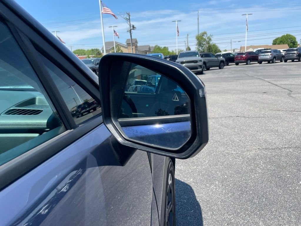 Used 2025 Blue Hyundai SEL image 12