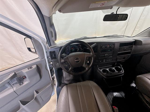 2021 GMC Savana Cargo Work Van - Photo 48