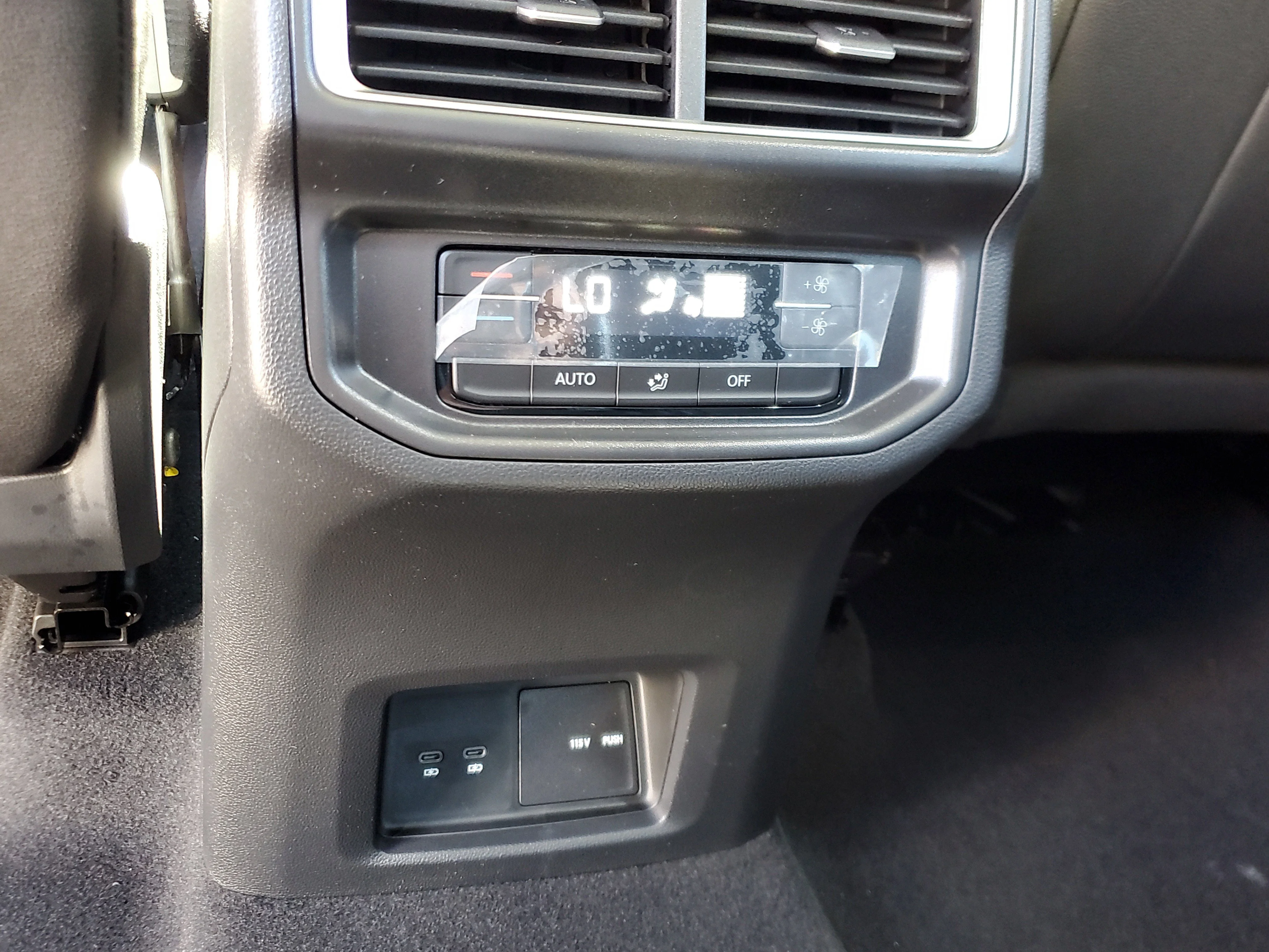 New 2026 White Volkswagen 2.0T SE w/Technology image 12