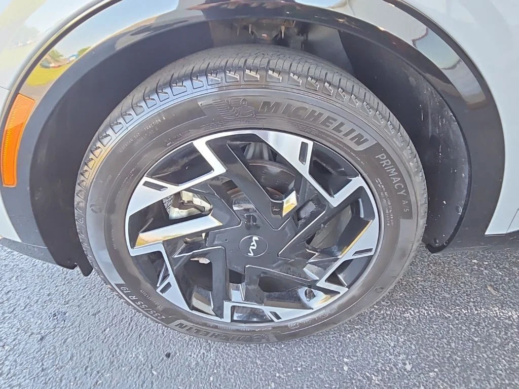 Used 2023 Gray Kia SX-Prestige image 17