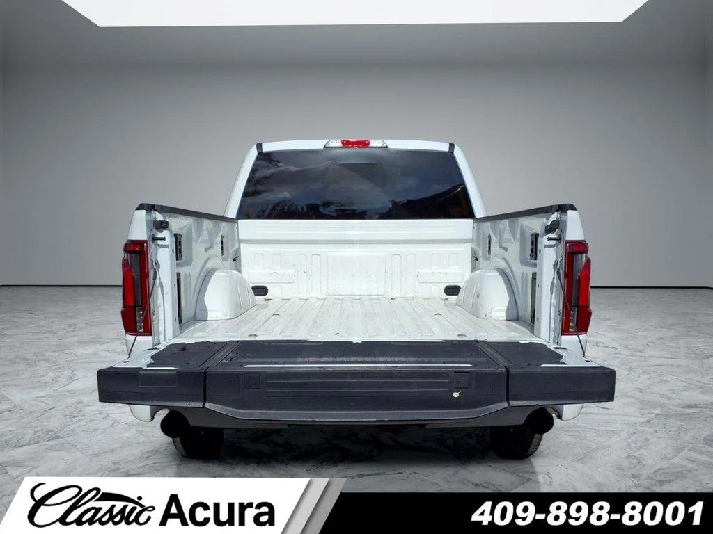 Used 2024 Star White Metallic Tri-Coat Ford LARIAT image 5