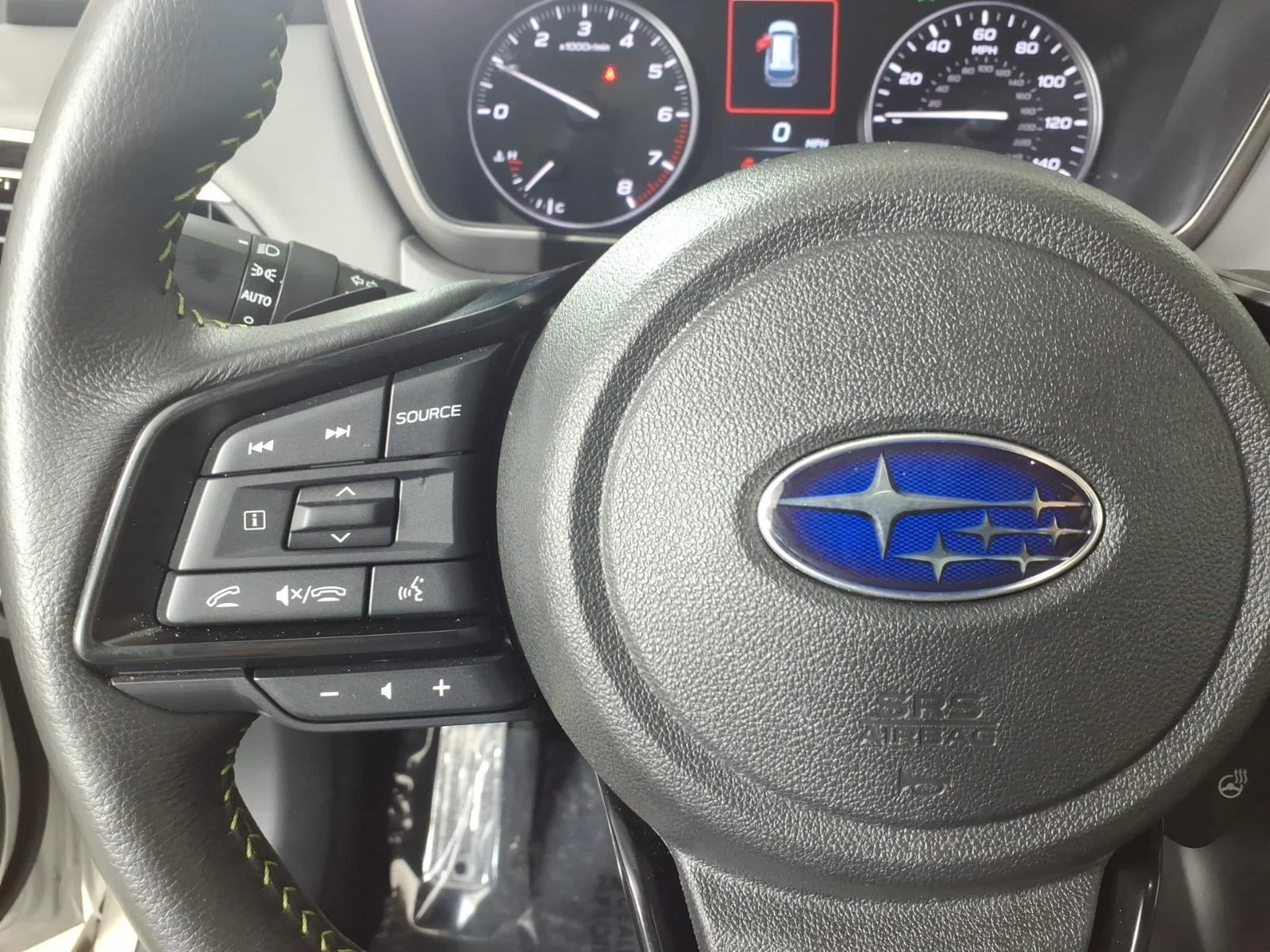 Certified Used 2025 Crystal White Pearl Subaru Onyx Edition image 31