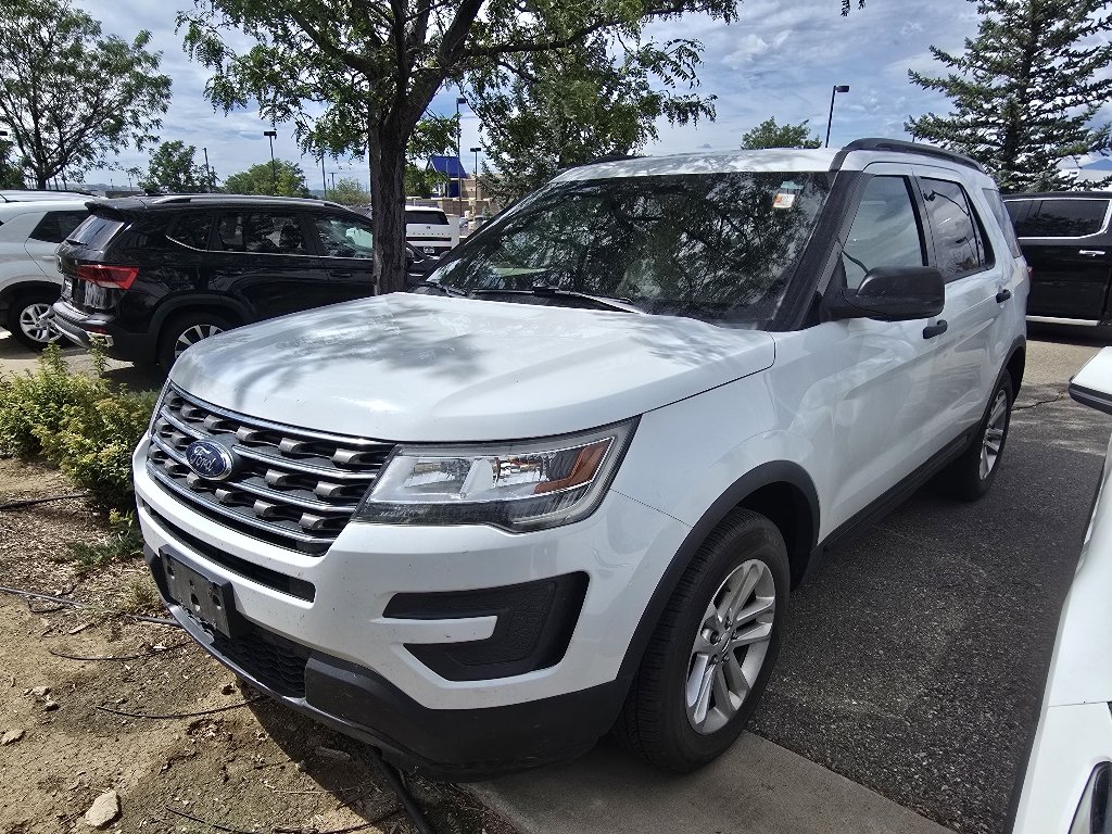 Used 2017 Oxford White Ford Base image 11