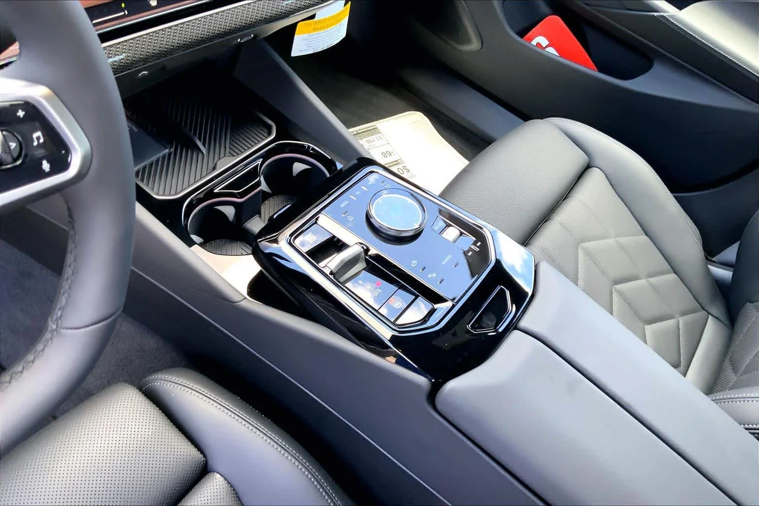 New 2026 Black Sapphire Metallic BMW 550e xDrive image 7