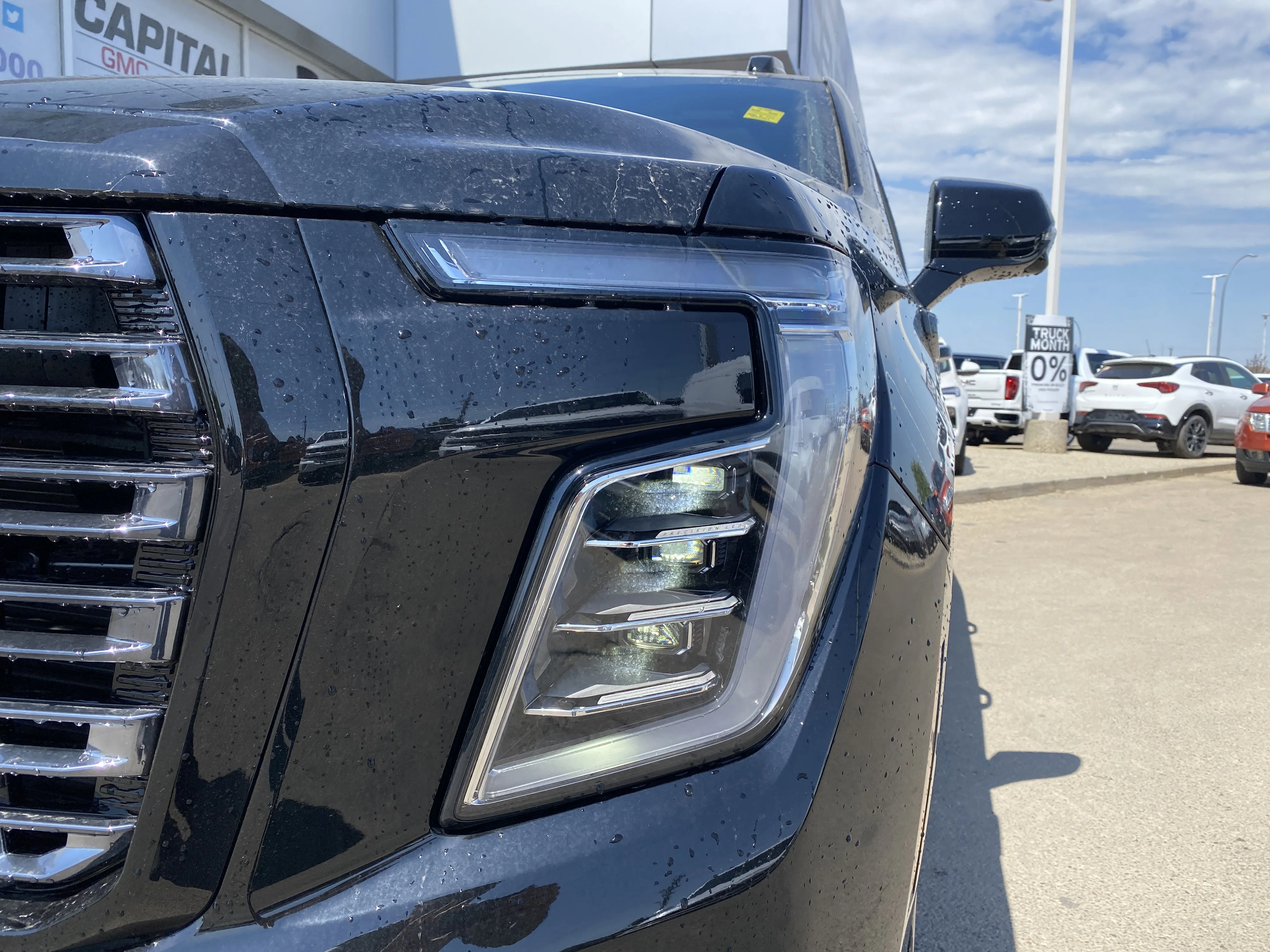 New 2026 ONYX BLACK GMC Denali Ultimate image 10