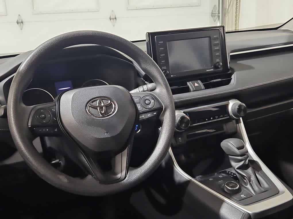 Used 2020 Magnetic Gray Metallic Toyota Hybrid XLE image 13