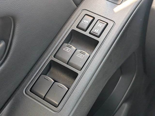 New 2026 Boulder Gray Pearl Nissan Crew Cab SV image 27