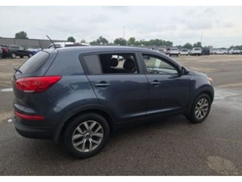 Used 2014 Twilight Blue Kia LX image 5