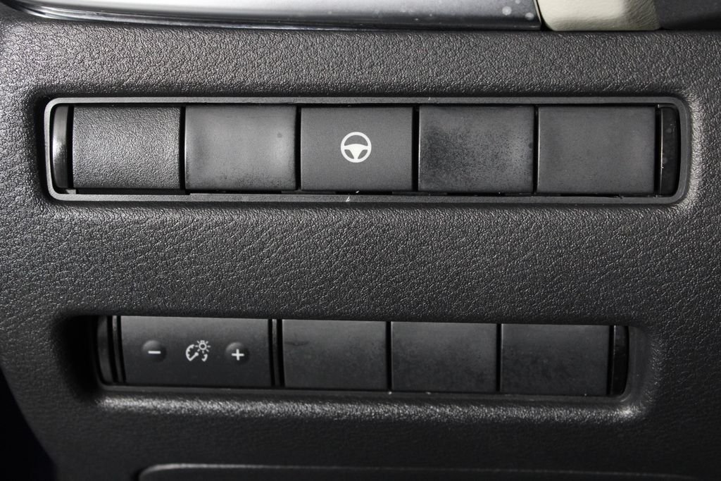2023 Nissan Rogue SV - Photo 23