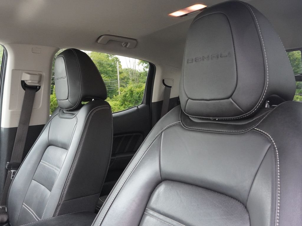 Used 2022 Black GMC Denali image 24