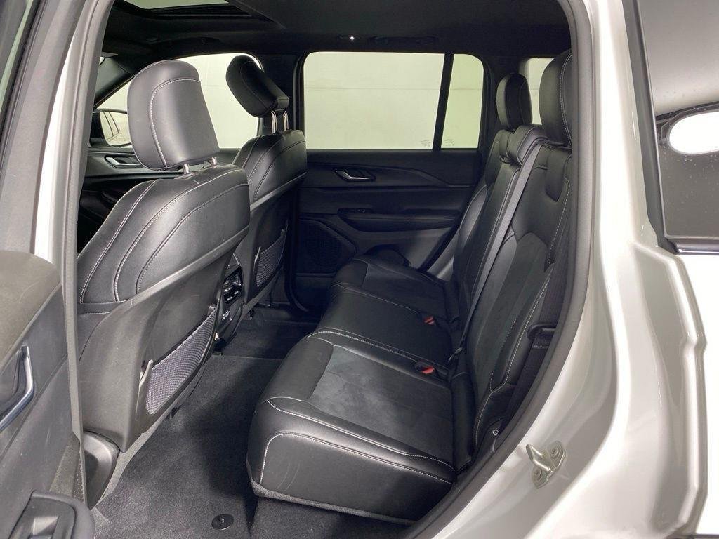 Used 2024 Bright White Clearcoat Jeep Altitude X image 17