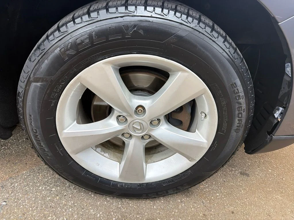 Used 2015 Gray Lexus 350 image 33