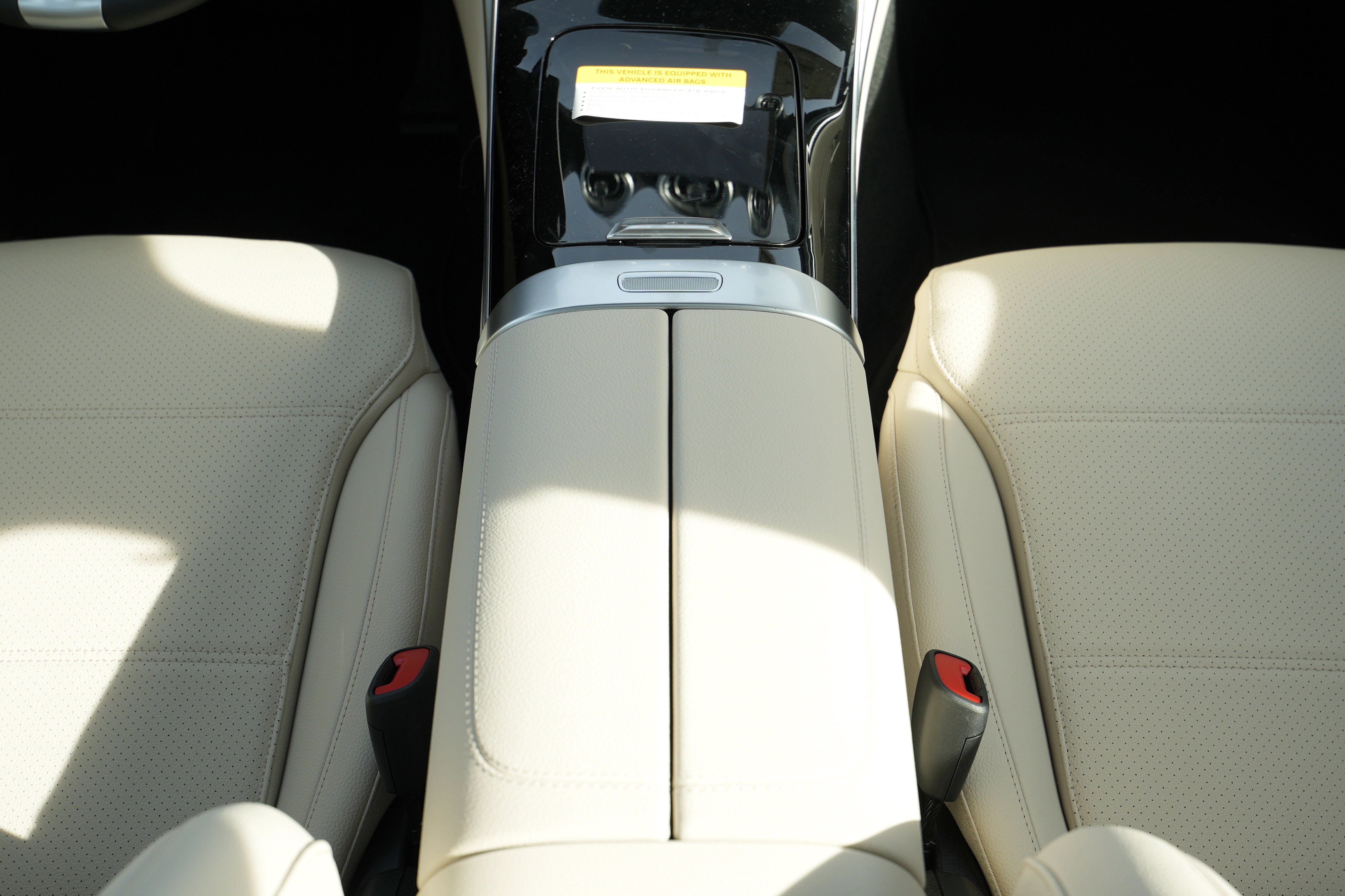 Certified Used 2026 Moonlight White Mercedes-Benz C 300 image 28