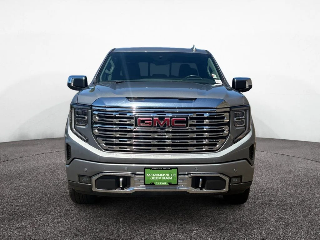 Used 2023 Silver GMC Denali image 8