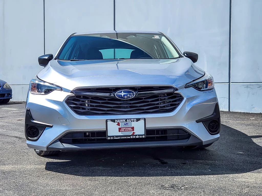 Used 2024 Silver Subaru Base image 4