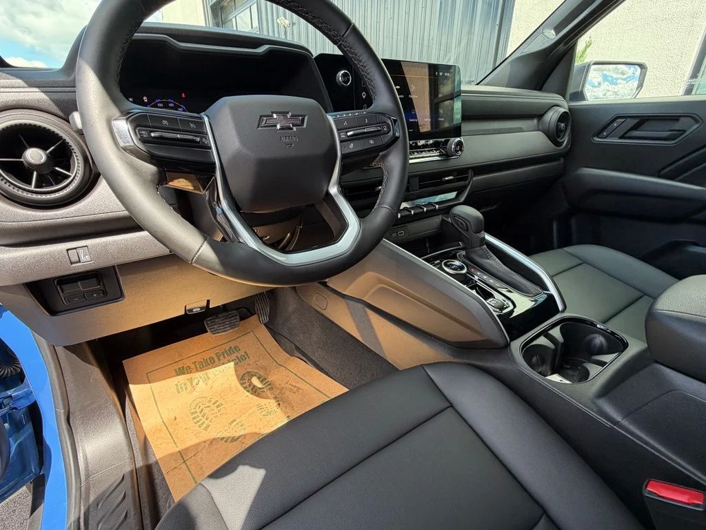 Used 2025 Blue Chevrolet Trail Boss image 12
