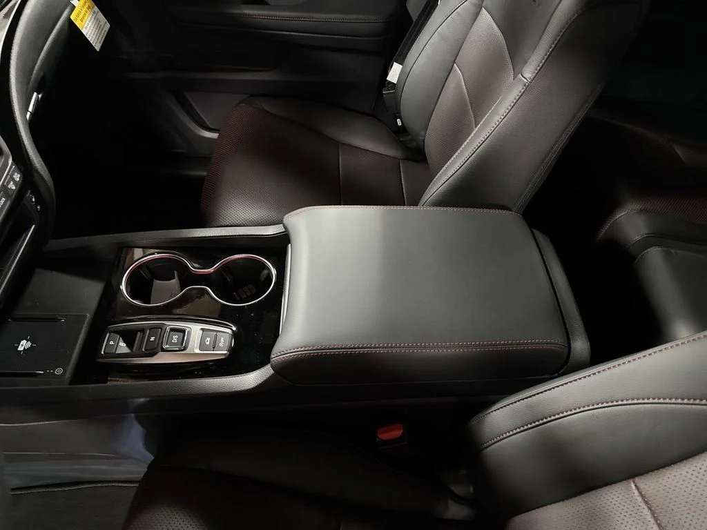 New 2026 Sonic Gray Pearl Honda Black Edition image 25