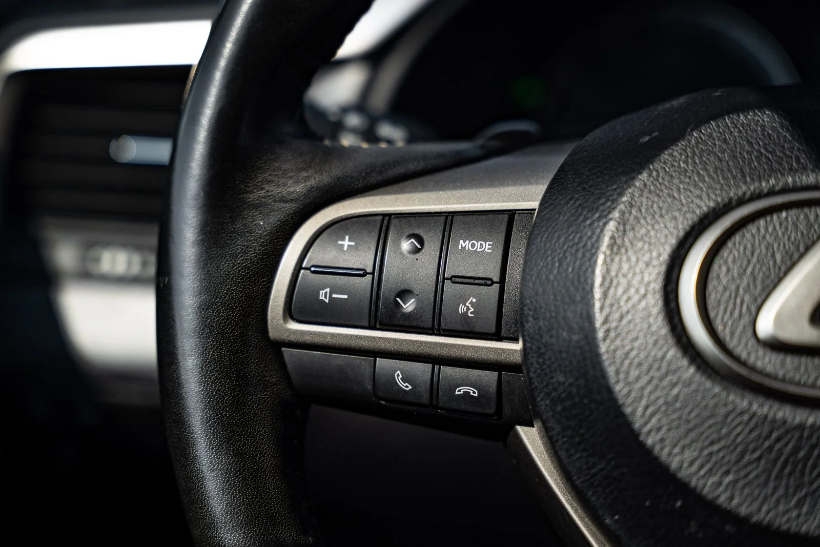 Used 2020 Black Lexus 350 image 23