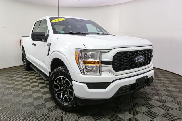 Used 2022 White Ford XL image 3