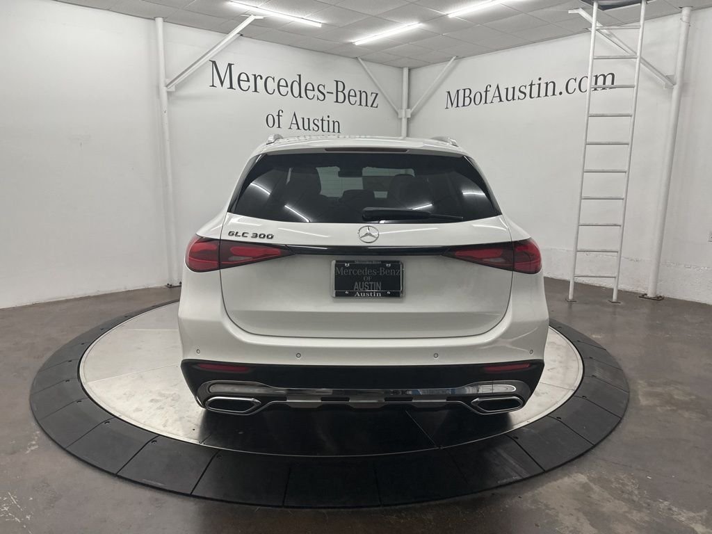 Used 2026 White Mercedes-Benz GLC 300 image 6