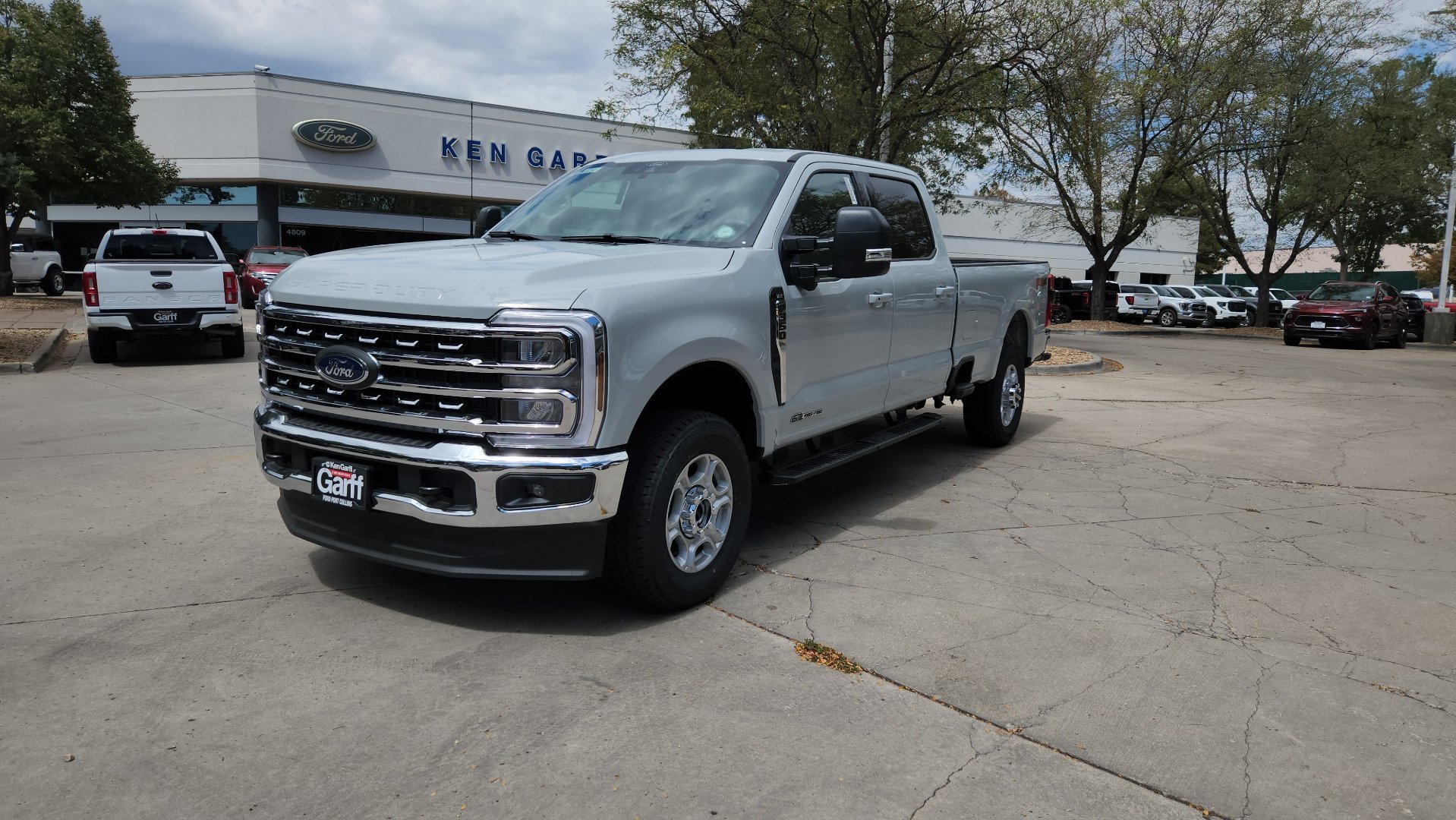New 2026 Avalanche Ford XLT image 2