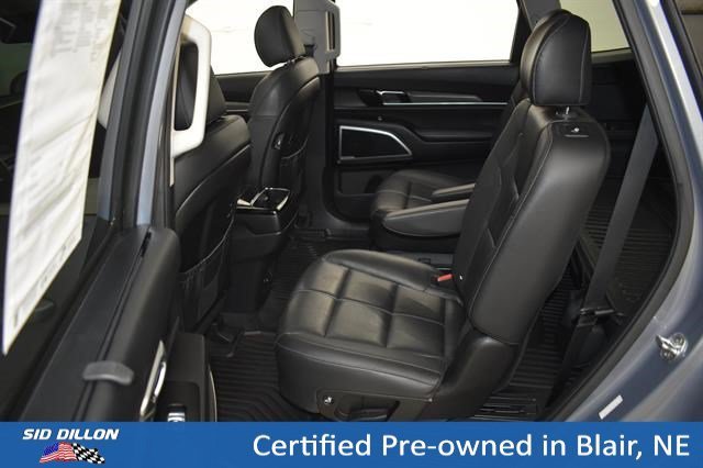 Used 2021 Everlasting Silver Kia EX image 9