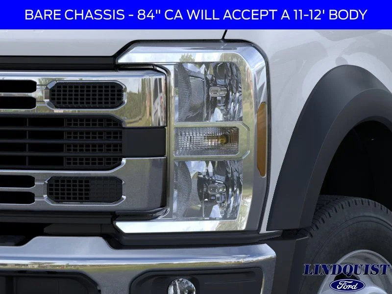 New 2026 Oxford White Ford F-450® XL image 18