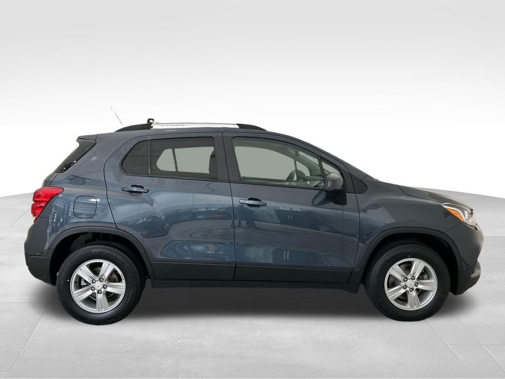 Used 2022 Gray Chevrolet LT image 7