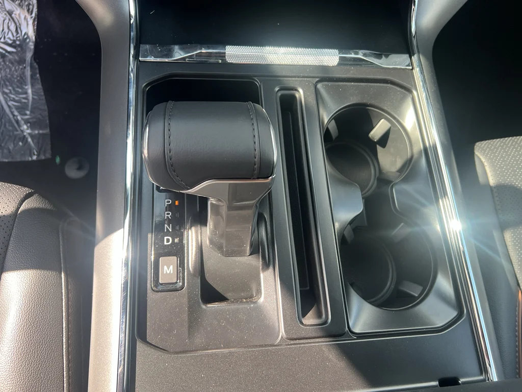 New 2026 Iconic Silver Metallic Ford Lariat® image 20