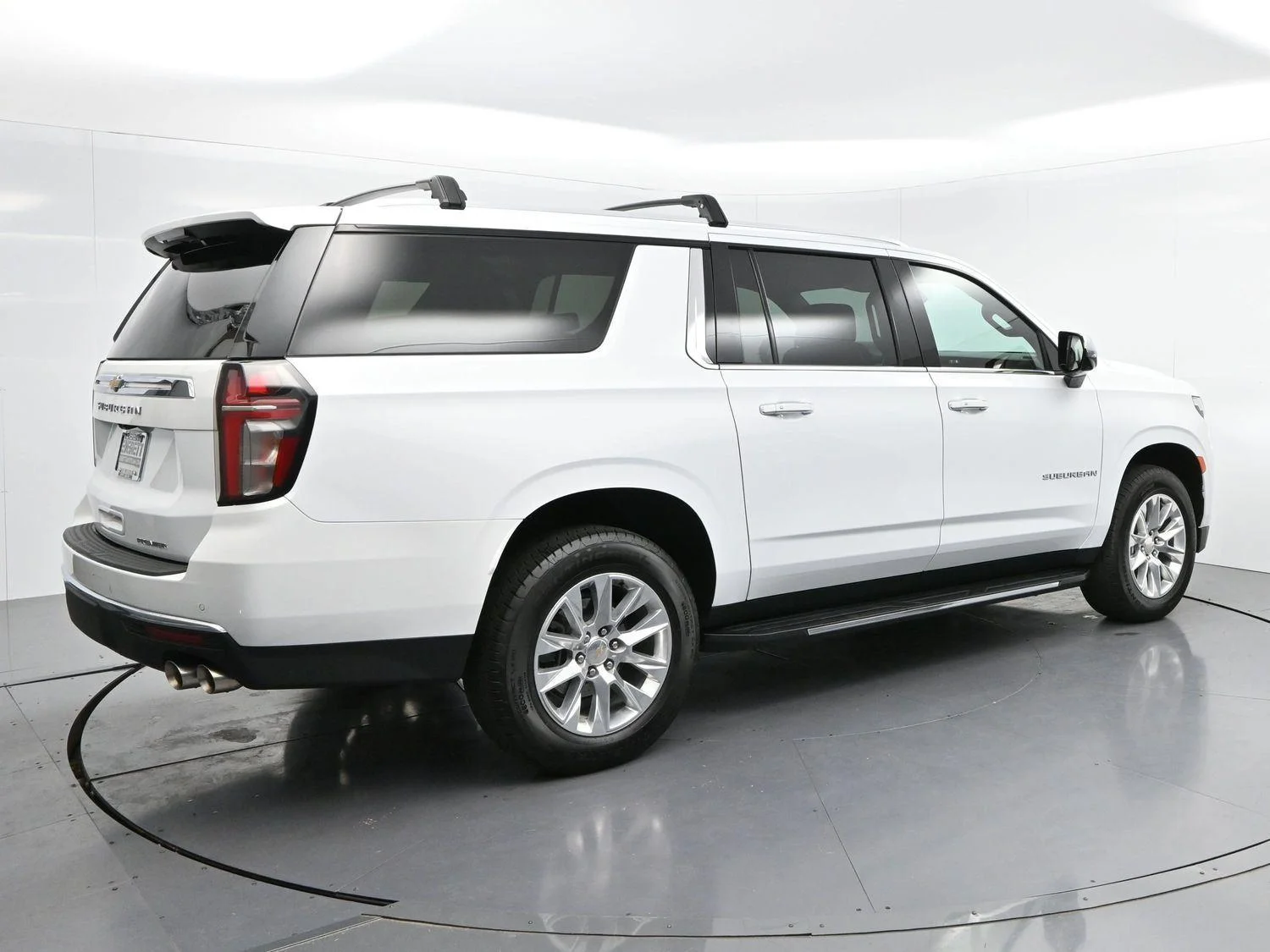 Used 2024 Summit White Chevrolet Premier image 7