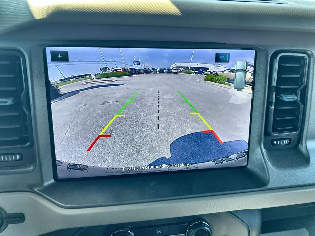 Used 2024 Gray Ford Wildtrak image 17